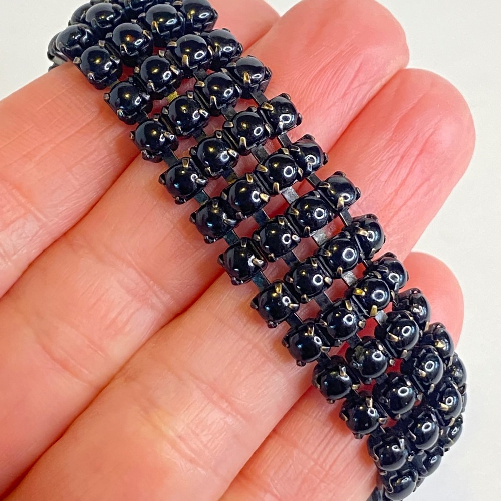 Weiss Vintage Black Cabochon Japanned Bracelet Wide Mid Century Costume Jewelry‎